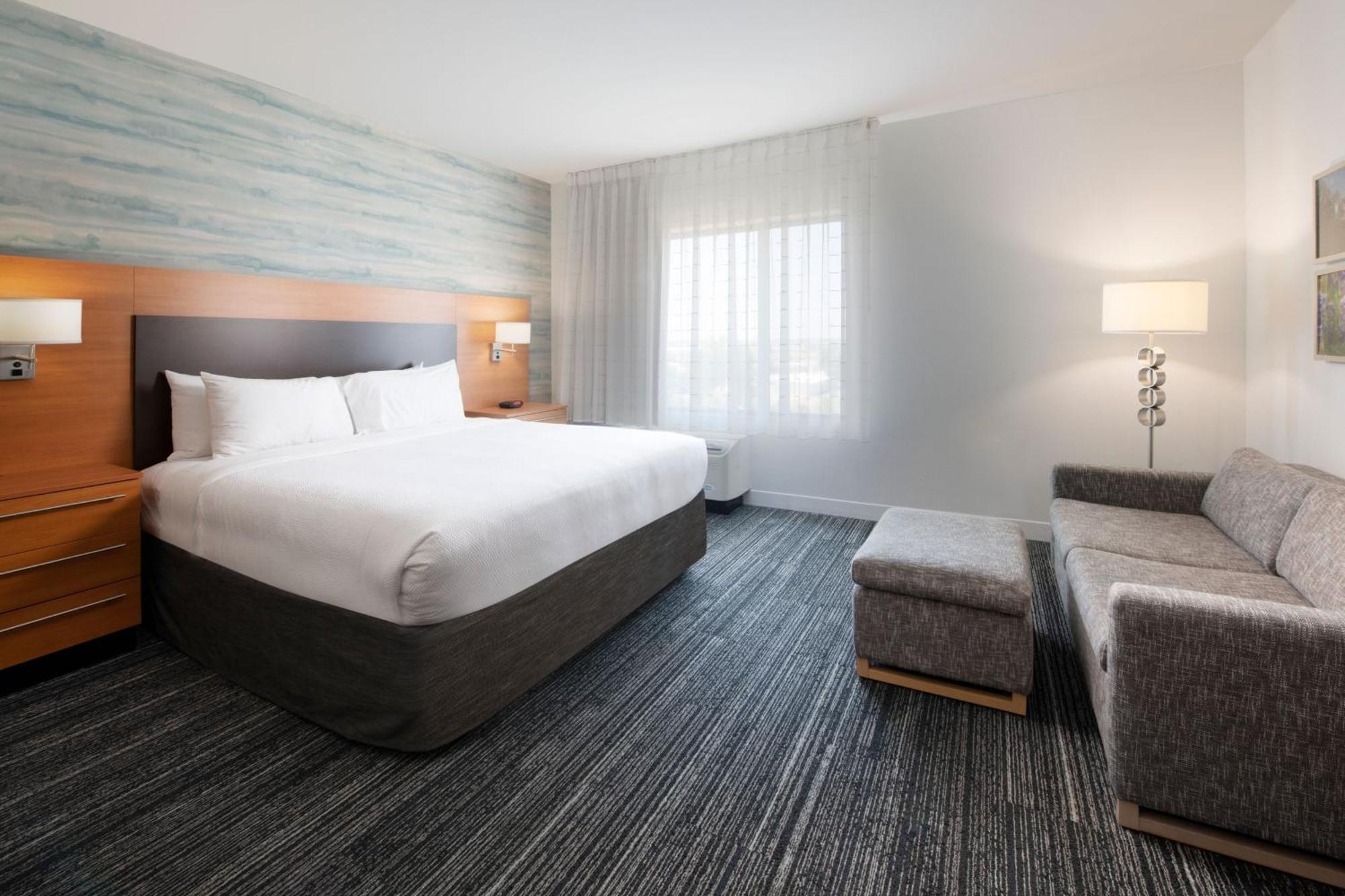 Towneplace Suites Oklahoma City Airport Exterior photo
